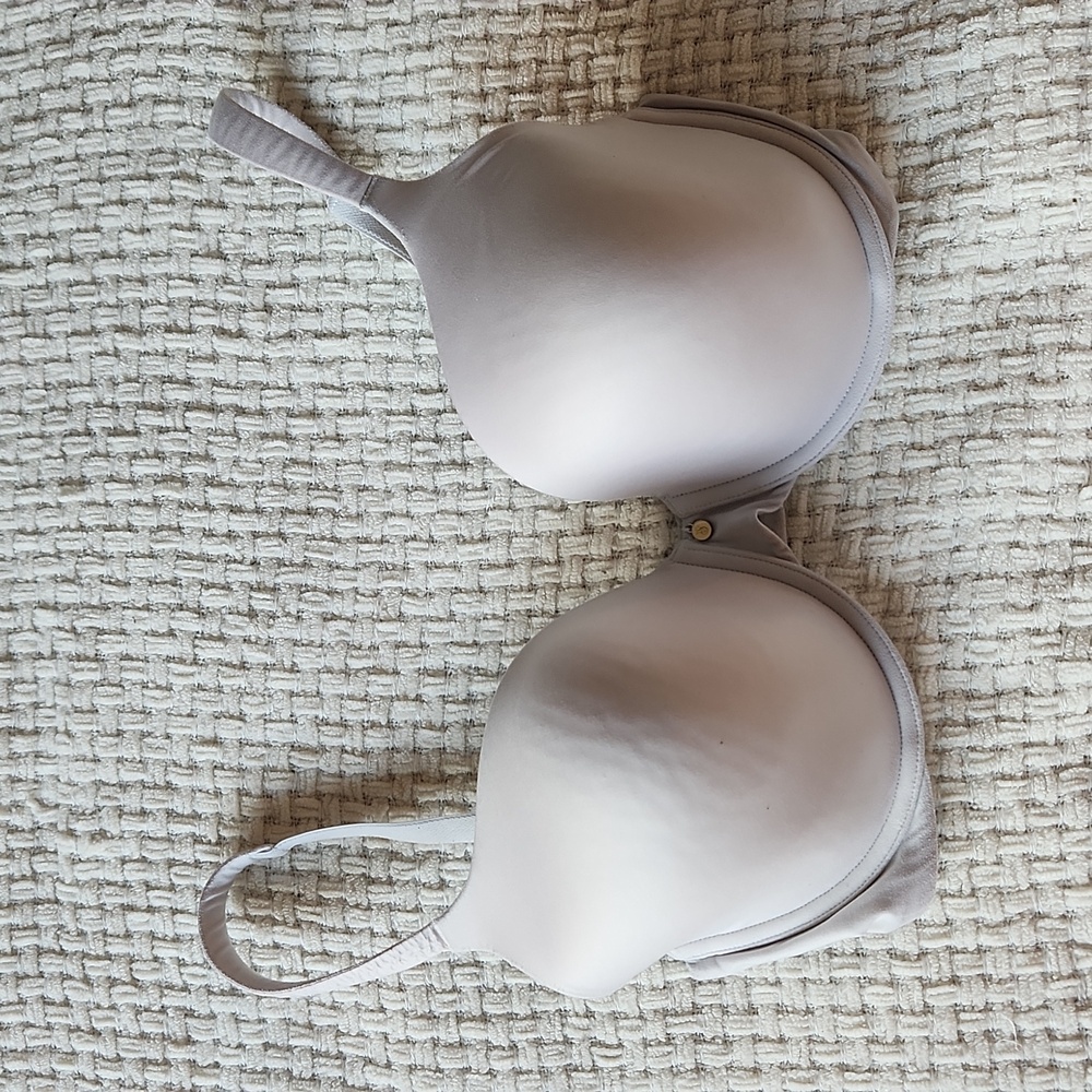 Victoria's Secret bra lined 34F